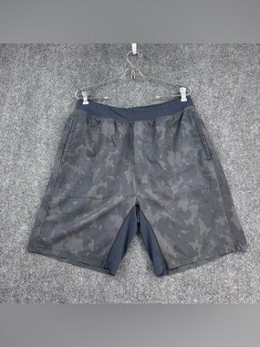 Gaiam Gray Camo Athletic Shorts Mens L Comfort Stretch 9” Inseam Gym Performance